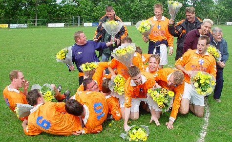 OVC '63 1 - Gassel 1 / seizoen '02-'03 / foto 16