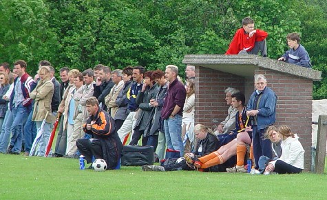 OVC '63 1 - Gassel 1 / seizoen '02-'03 / foto 3
