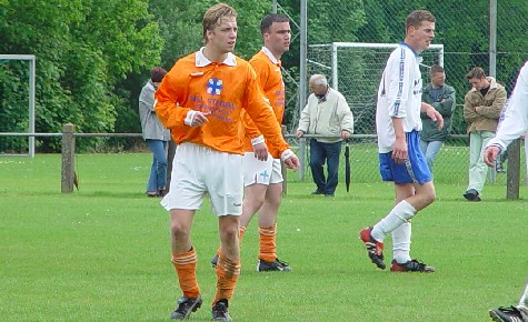 OVC '63 1 - Gassel 1 / seizoen '02-'03 / foto 8