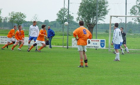 OVC '63 1 - Gassel 1 / seizoen '02-'03 / foto 9