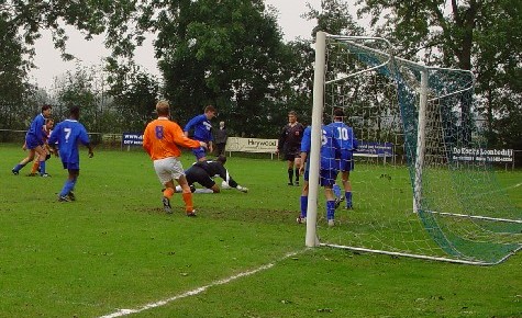 SBV 1 - Gassel 1 / seizoen '02-'03 / foto 7