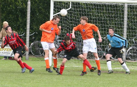 Gassel 1 - Heerewaarden 1 / seizoen '04-'05 / foto 9