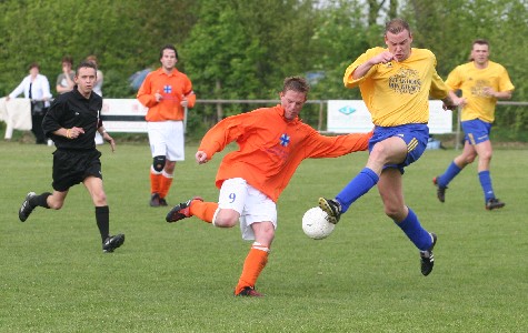 Gassel 1 - SCV '58 1 / seizoen '04-'05 / foto 13