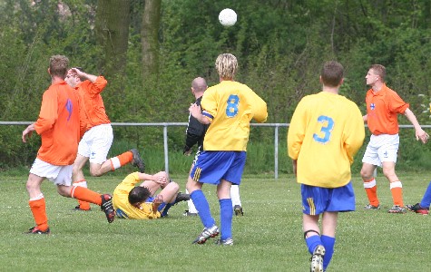 Gassel 1 - SCV '58 1 / seizoen '04-'05 / foto 3
