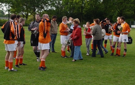 Gassel 3 - NLC '03 3 / seizoen '04-'05 / foto 11