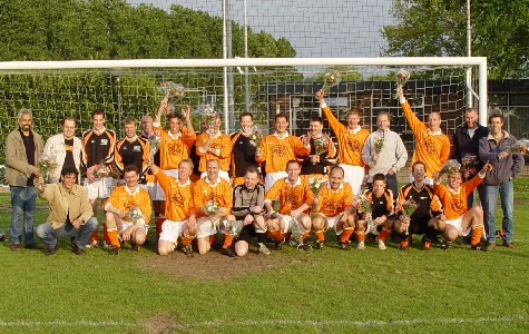 Gassel 3 - NLC '03 3 / seizoen '04-'05 / foto 13