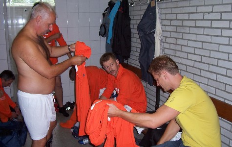Nieuwe tenue veteranenelftal / 18 augustus 2007 / foto 7
