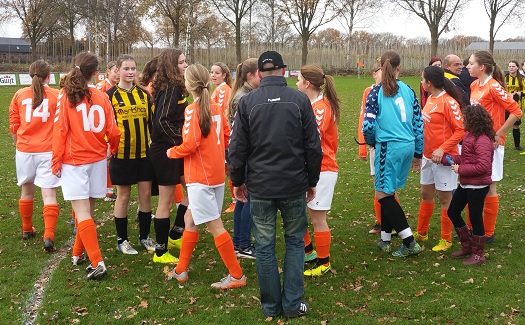 Gassel MB1 najaarskampioen 2015 / 05 december 2015 / foto 1