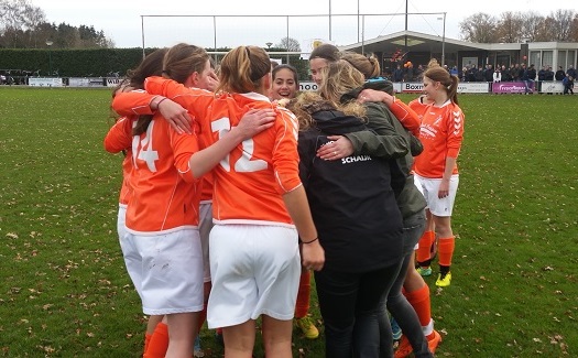 Gassel MB1 najaarskampioen 2015 / 05 december 2015 / foto 7