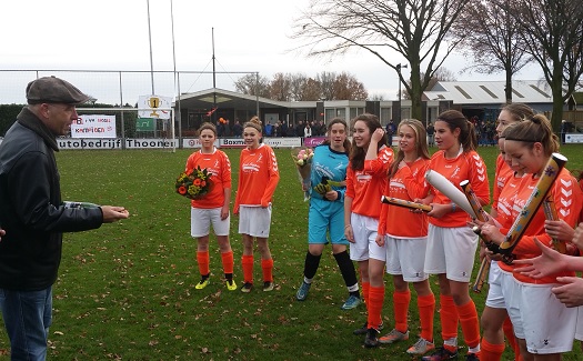 Gassel MB1 najaarskampioen 2015 / 05 december 2015 / foto 9