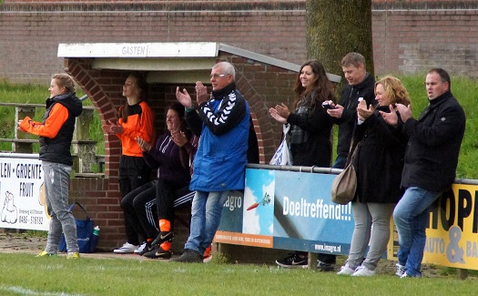 Gassel vrouwen 1 kampioen 2015-2016 / 04 mei 2016 / foto 9
