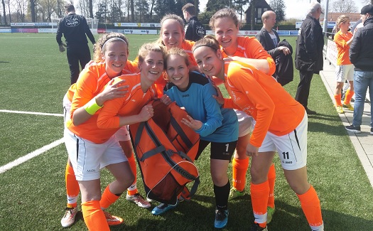 Drie punten mee in de grote tas naar Gassel!