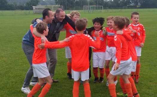 Gassel JO11-1 kampioen (foto 1)