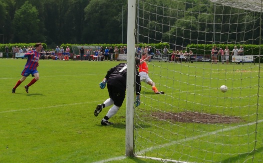 Promotiewedstrijd Heijen 1 - Gassel 1 / 03 juni 2018 / foto 12